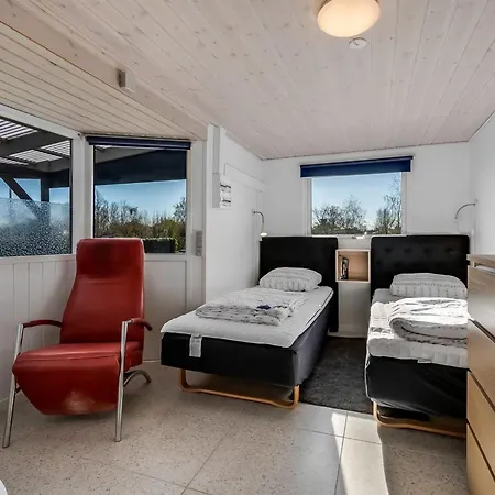Nyaraló Nisse - 300m From The Sea By Interhome Grenå