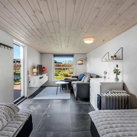 Nyaraló Nisse - 300m From The Sea By Interhome