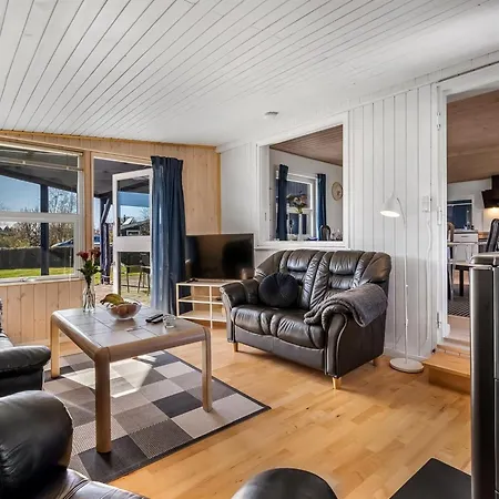 Nisse - 300m From The Sea By Interhome * 格雷诺