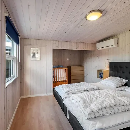 Nisse - 300m From The Sea By Interhome 格雷诺